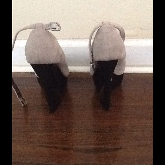 😮shoes😮⚡️ - Picture 3 of 4